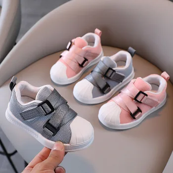 Модные розовые кроссовки для девочек на плоском каблуке 2024 Весна-осень, детские теннисные туфли, классические серые сетчатые кроссовки для маленьких мальчиков E09262