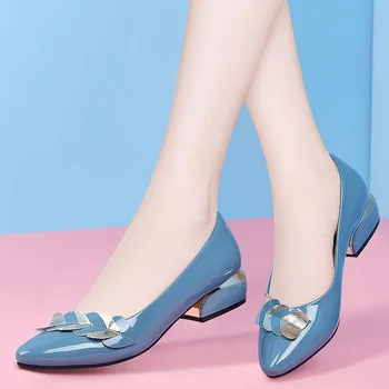 Поступление 2023 года, женская черная летняя рабочая обувь с острым носком и мягкой подошвой из искусственной кожи, модные лаконичные повседневные туфли-лодочки на каблуке Zapatos